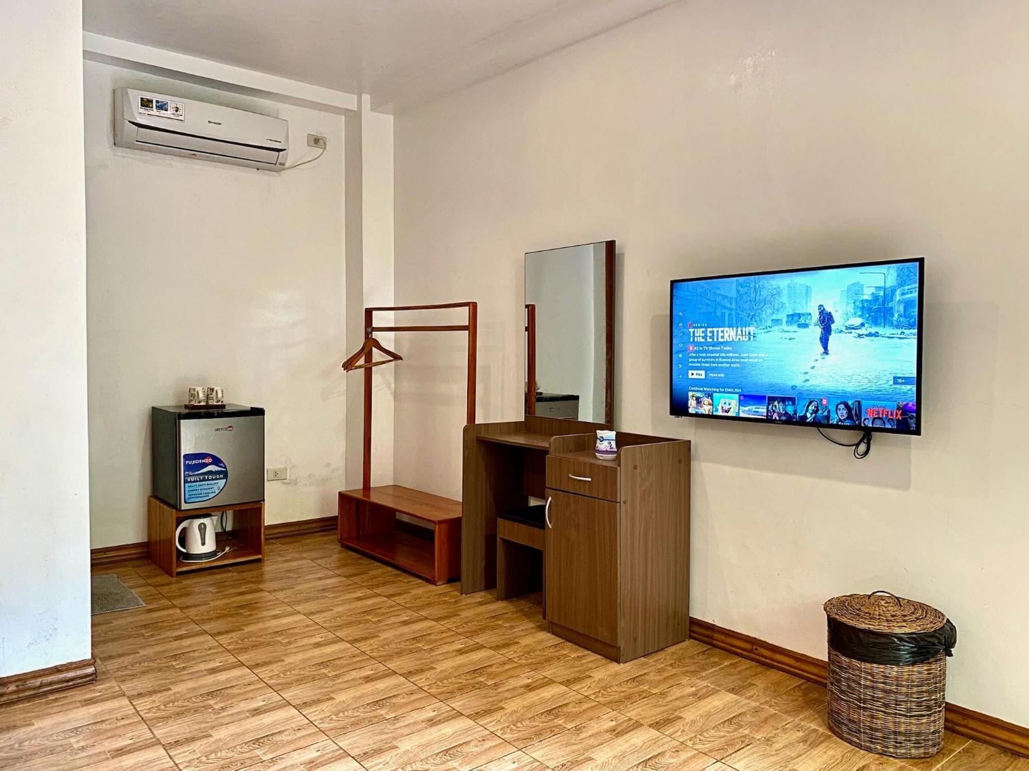 White Bada Guesthouse 锡基霍尔 外观 照片